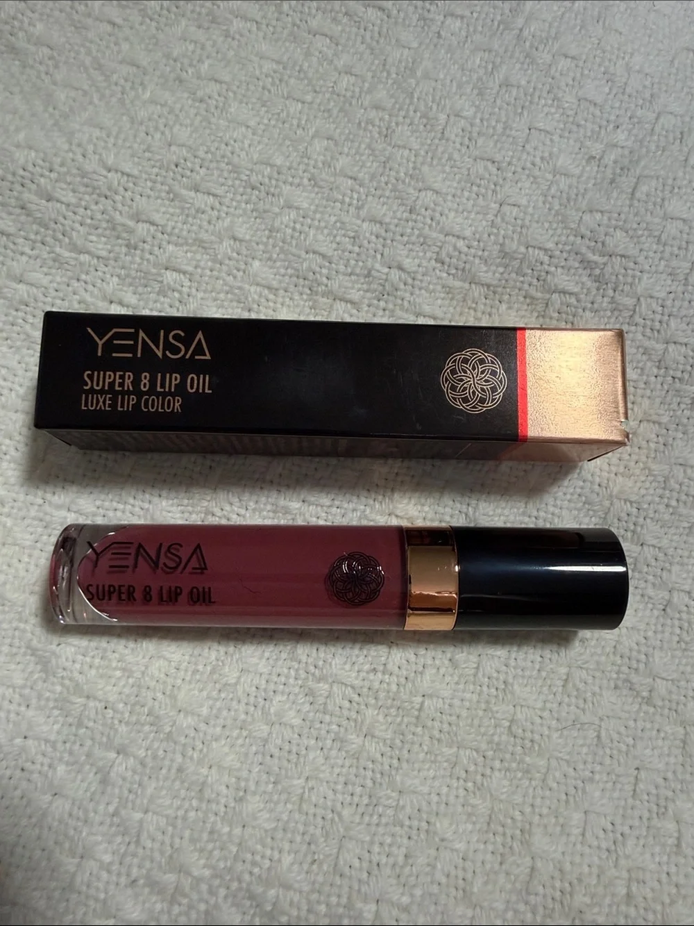 Super 8 Lip Oil Luxe Lip Color — Mauve Pink